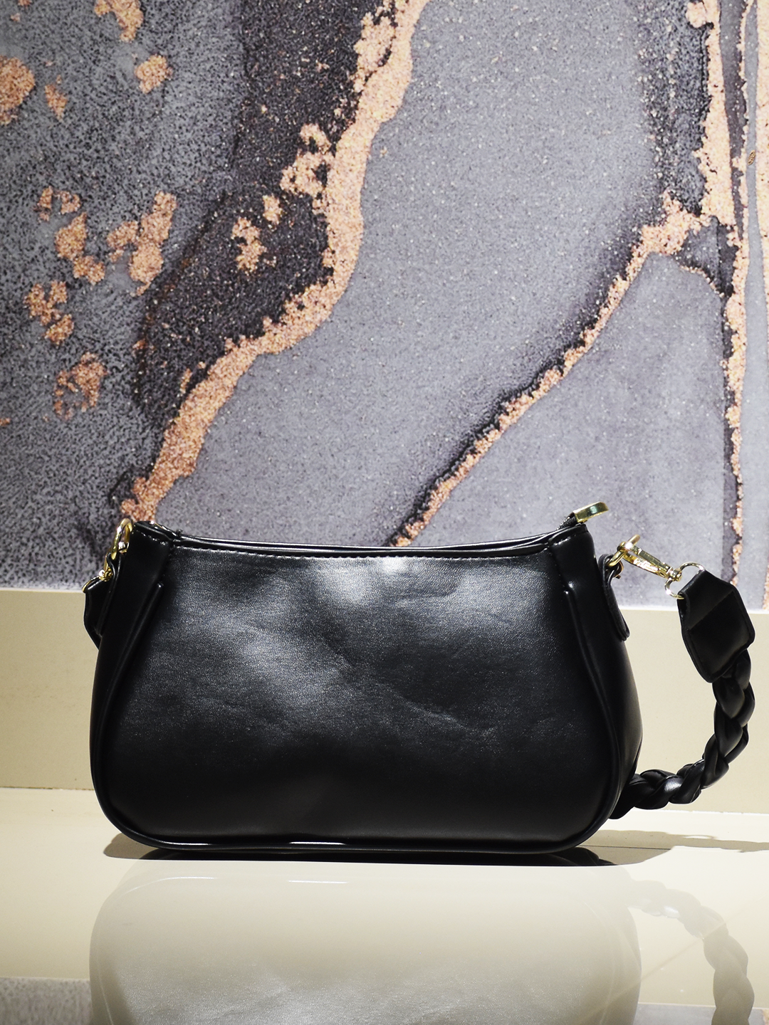aloomi Pearl sling Ladies Bag