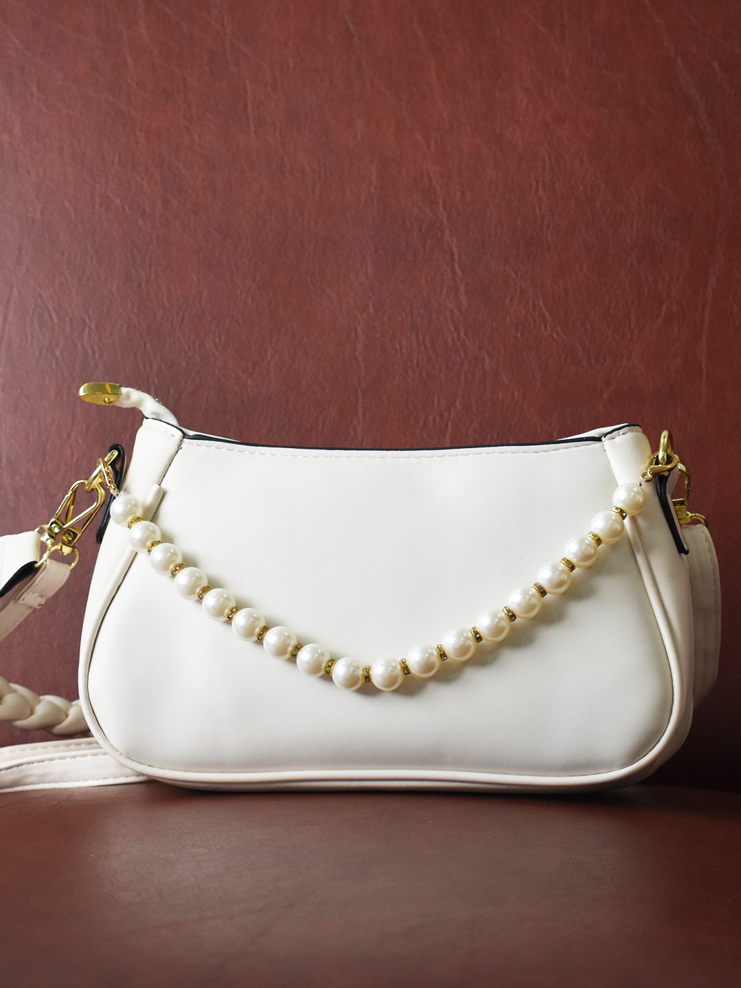 aloomi Pearl sling Ladies Bag